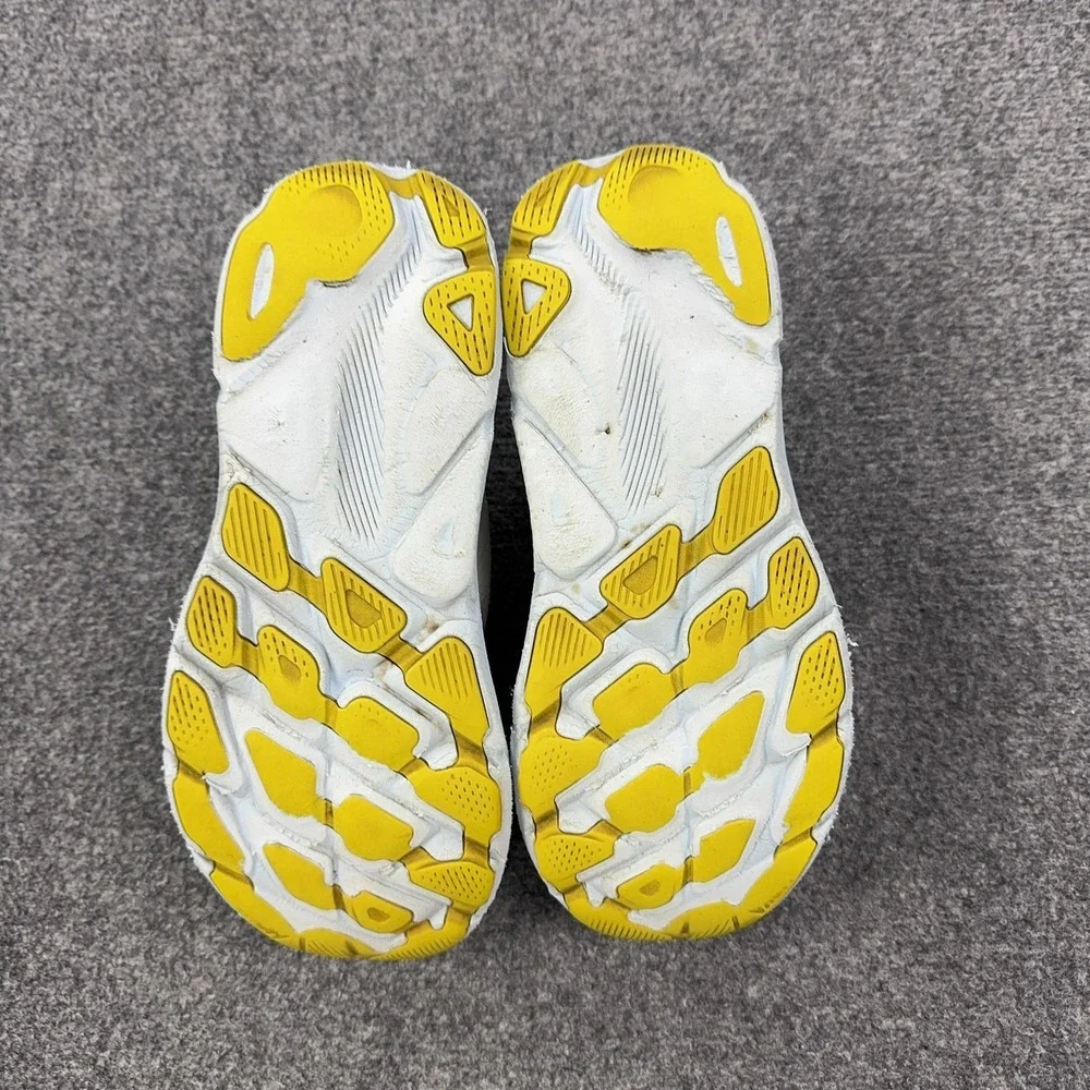Hoka One One pre owned